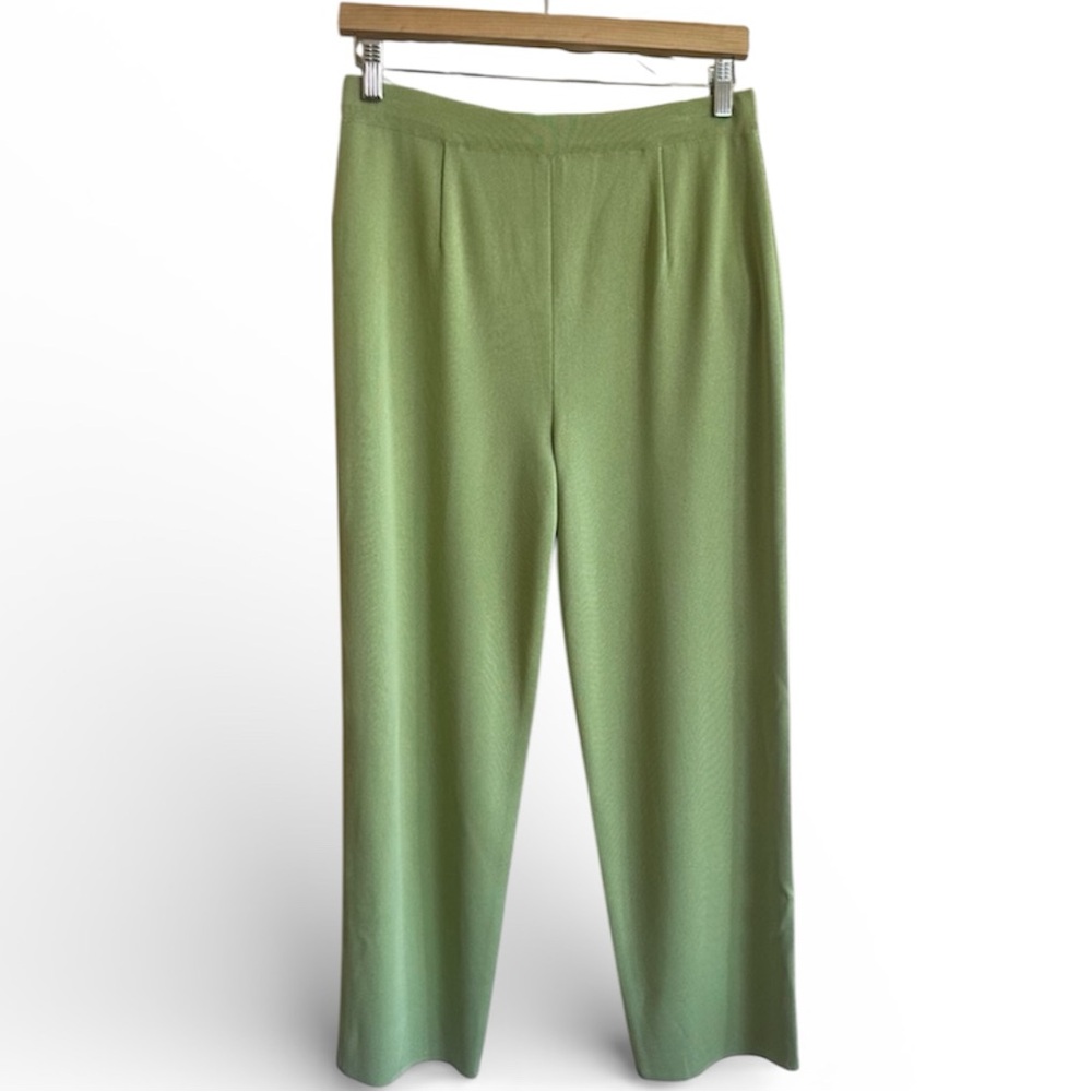 Misook Travel Knit Pull-On Straight Leg Pants Bright Light Green Size MED Petite